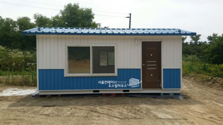  이천시 율면, 3m*6m 아사싸이딩 외장 이동식주택 출고