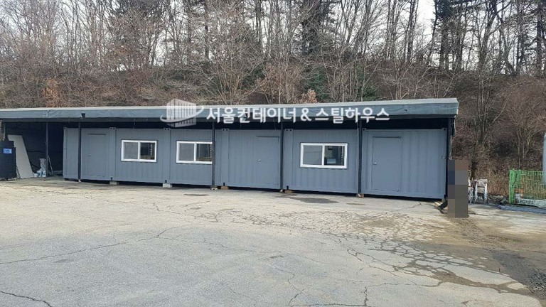 용인시 처인구 공장에 납품 설치된 6연동 컨테이너입니다.