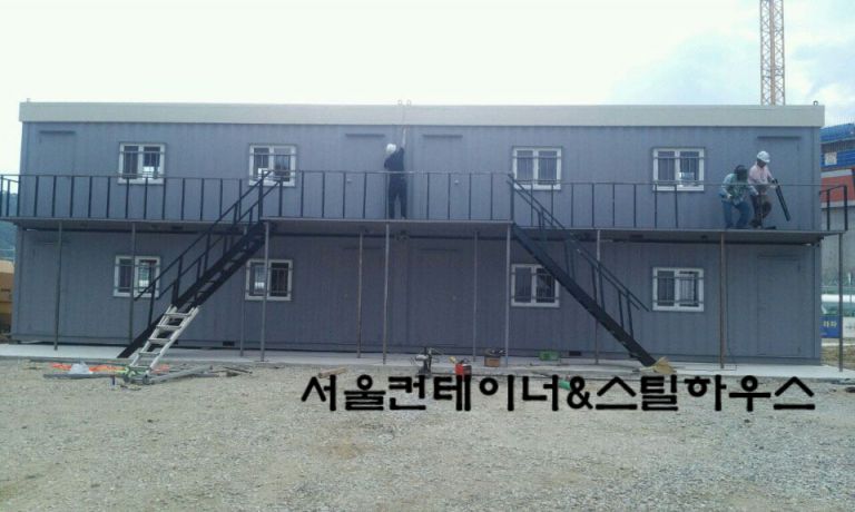   삼척 3m9m1,2층, 노출배관,침상,간판대,계단작업현장