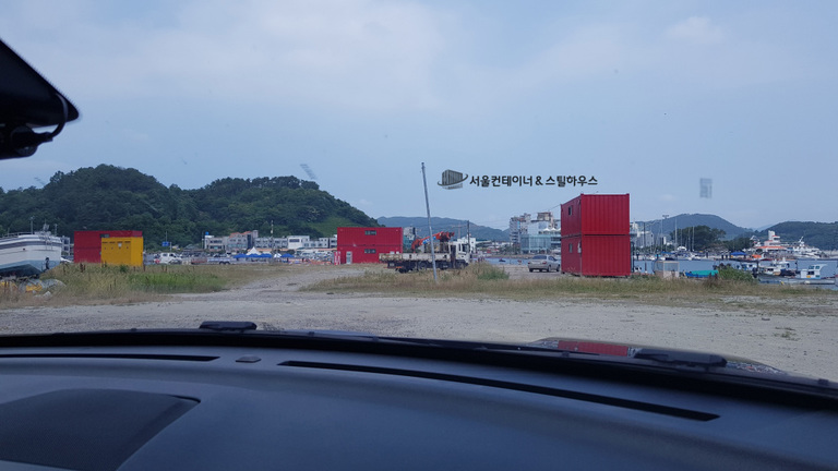   바캉스 씨즌, 행사용 컨테이너 7동  해변가로 출고~~~