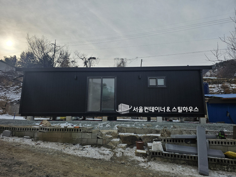 충북 음성 감곡으로 출고된 체류형쉼터입니다. 단열도 좋고, 내부활용도도 높은 체류형쉼터 데려가세요~